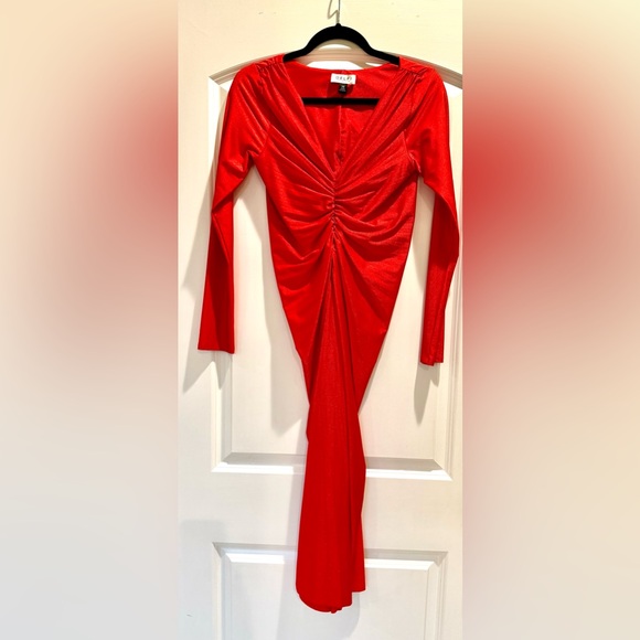 Red Delfi dress - Picture 3 of 3